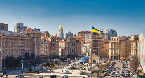 Ucraina, Zelensky apre alle nuove idee USA ma la pace resta lontana